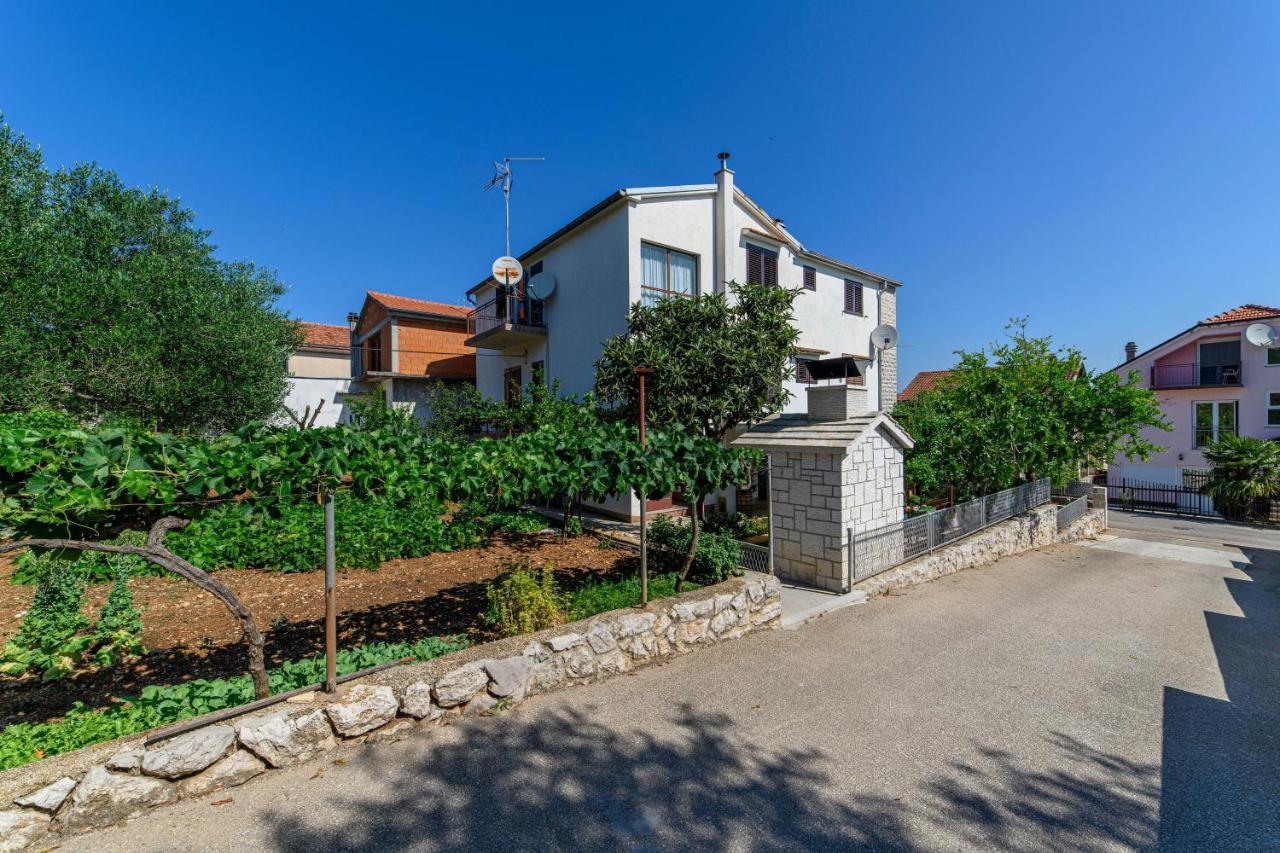 Apartman More Шибеник Екстер'єр фото